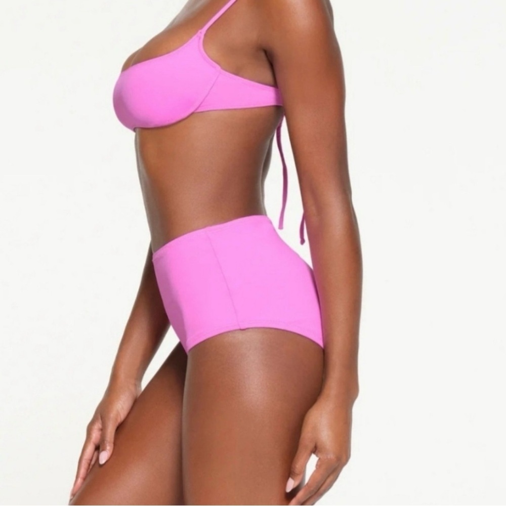 NWT SKIMS Recycled Swim Full Brief Bikini Bottom in Neon Orchid Pink Size Small - Picture 2 of 9
